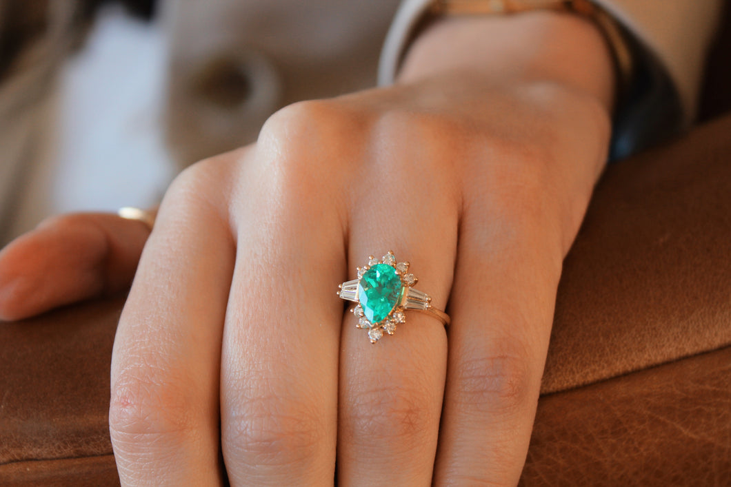 Pear Emerald Ring