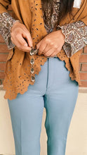 Load and play video in Gallery viewer, Vintage Concho Belt
