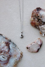 Load image into Gallery viewer, Teardrop Necklace
