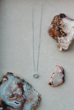 Load image into Gallery viewer, Heartstud Necklace
