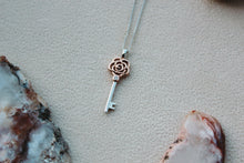 Load image into Gallery viewer, Flower Key Necklace
