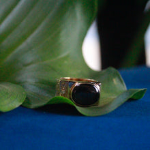 Load image into Gallery viewer, Oval Star Ring
